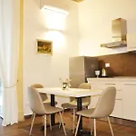 Rinascimento Casa Newman *