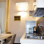 Rinascimento Casa Newman Дом отдыха Неаполь