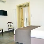 Rinascimento Casa Newman Дом отдыха Неаполь