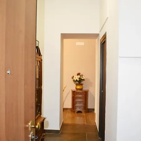 Rinascimento Casa Newman *